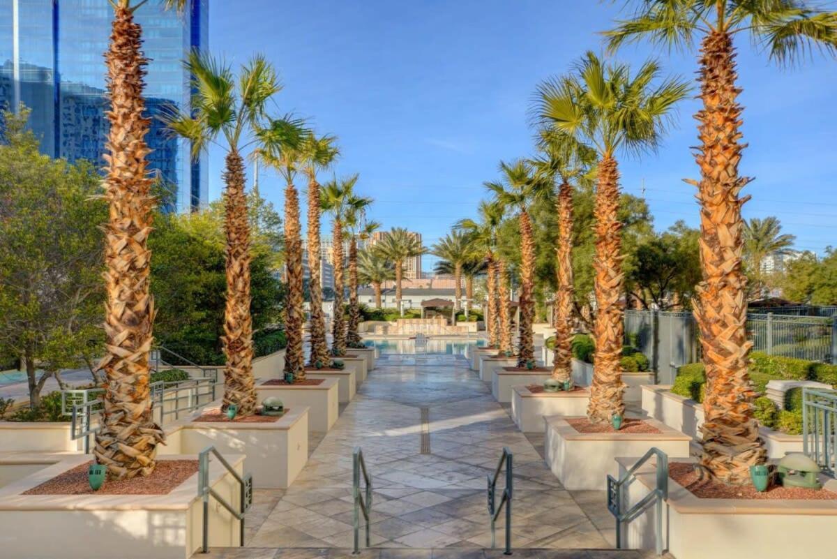 Mgm Signature-21-609 Strip View Jacuzzi Studio لاس فيغاس المظهر الخارجي الصورة